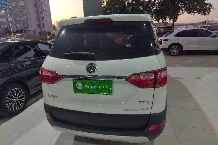 Used Dongfeng Fengon 370 2017 1.5L CVT Fashion Edition 7-Seater