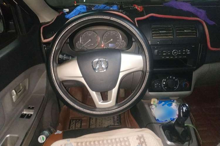 Used BAIC Weiwang M20 2017 1.5L M20S Basic Version DAM15DL