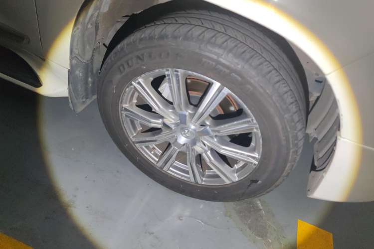 Used Toyota Land Cruiser 2016 4.0L Automatic GX-R Right Rear Wheel Hub