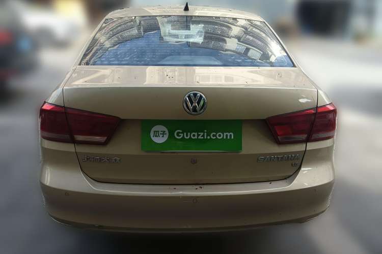 Used Volkswagen Santana 2015 1.6L Automatic Luxury Edition Rear