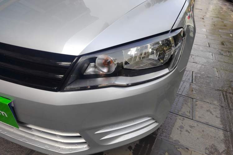 Used Volkswagen Jetta 2015 Value Edition 1.6L Manual Fashionable Style