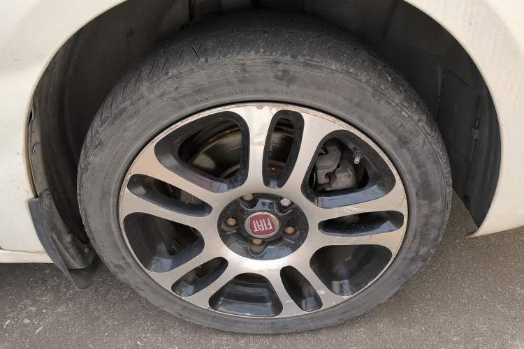 Used Fiat Viaggio 2013 1.4T Anniversary Edition
