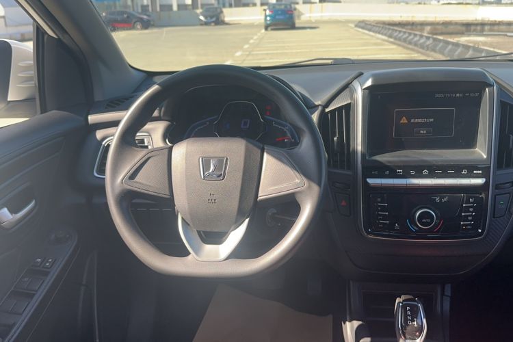 Used Luxgen U5 SUV 2017 1.6L CVT Knight Edition