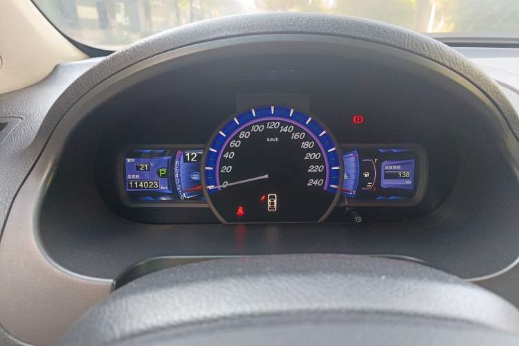 Used BYD S6 2012 2.4L Automatic Luxury Edition