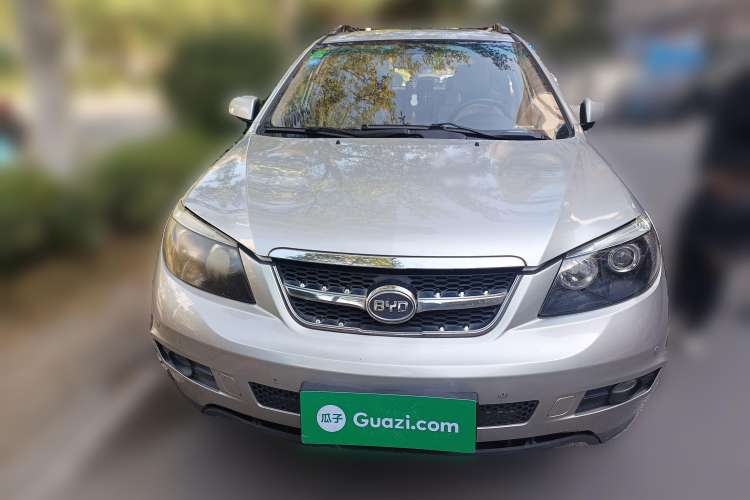 Used BYD S6 2012 2.4L Automatic Luxury Edition