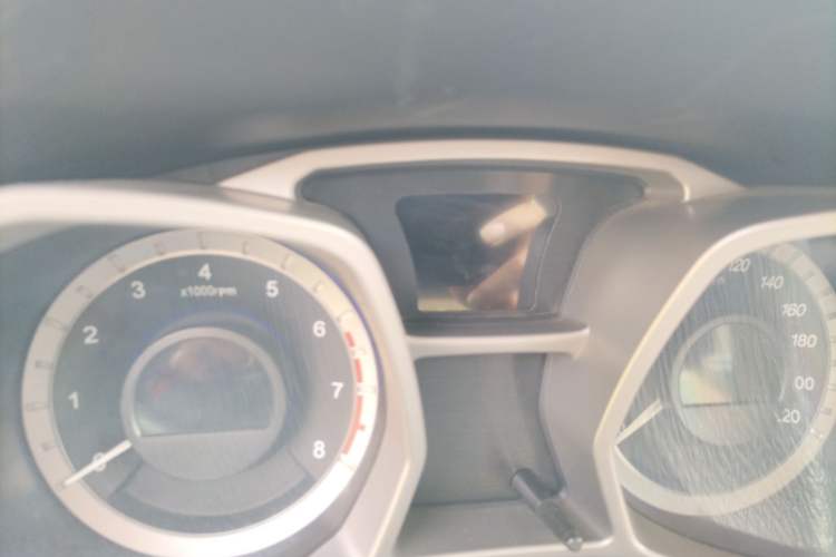 Used JAC Refine S3 2014 1.5L Manual Luxury Smart Model Odometer Close Up