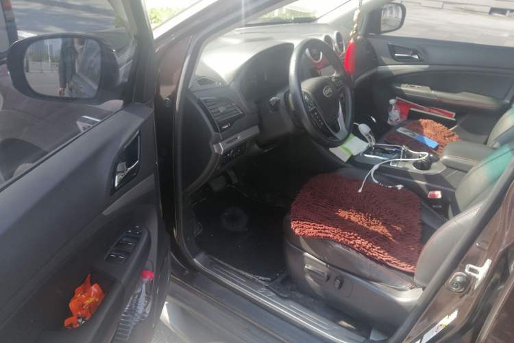 Used BYD S7 2015 2.0T Upgraded Automatic Luxury Version