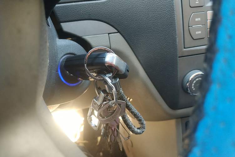 Used Geely Auto Classic Emgrand 2010 Hatchback 1.8L CVT Elite Model
