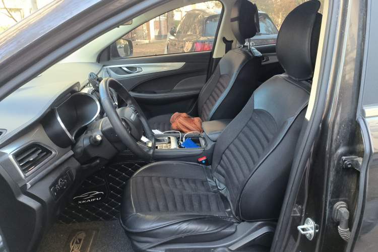 Used JETOUR X90 2019 1.6T DCT Joyful Journey Edition 7 Seats China VI Standard