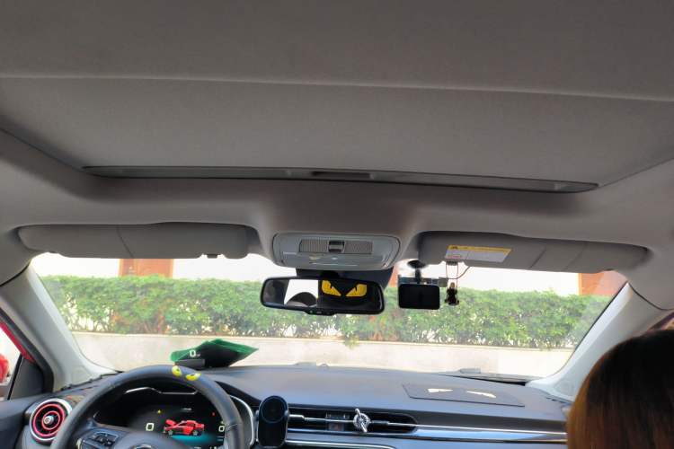 Used MG 6 New Energy 2018 45T E-DRIVE Intelligent Drive Hybrid PILOT Super Internet Edition
