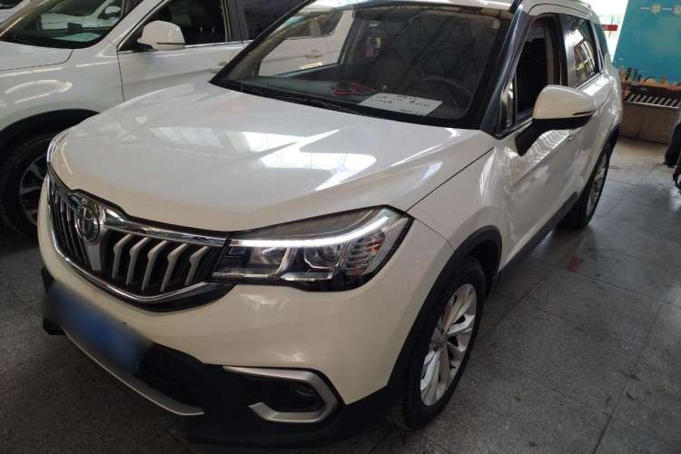 Used Brilliance V3 2020 1.6L Manual Classic Model
