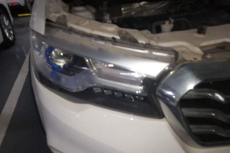 Used Haval H1 2016 Blue Label 1.5L AMT Luxury Model