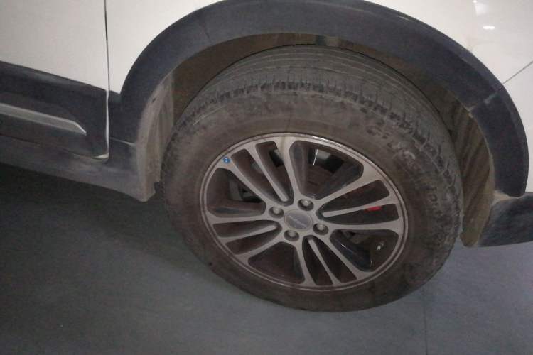 Used Haval H1 2016 Blue Label 1.5L AMT Luxury Model