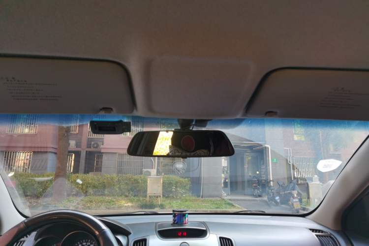 Used Kia Forte 2011 1.6L MT GL
