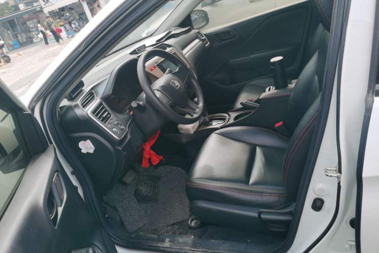 Used Honda Gienia 2017 1.5L CVT Classic Edition Left Front Seat