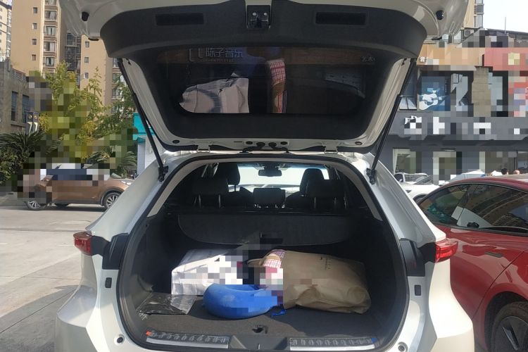 Used Toyota Harrier 2022 2.0L CVT Two-Wheel Drive Luxury Edition
