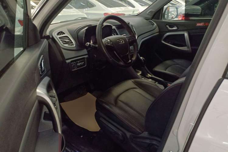 Used Cowin X5 2017 1.5T CVT Luxury Model
