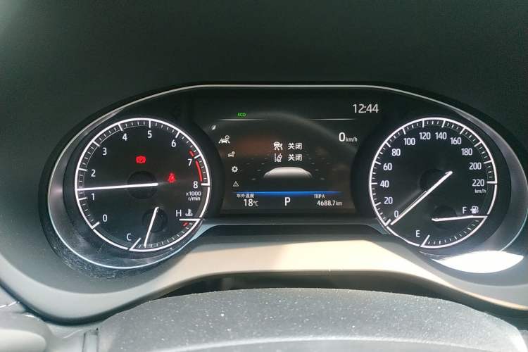 Used Toyota Harrier 2022 2.0L CVT Two-Wheel Drive Luxury Edition
