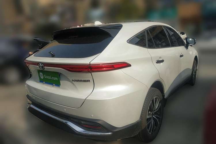 Used Toyota Harrier 2022 2.0L CVT Two-Wheel Drive Luxury Edition
