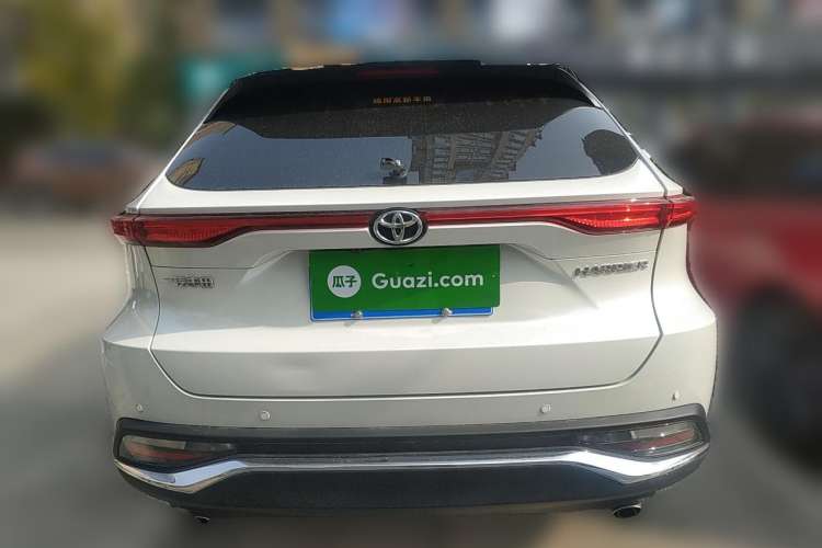 Used Toyota Harrier 2022 2.0L CVT Two-Wheel Drive Luxury Edition
