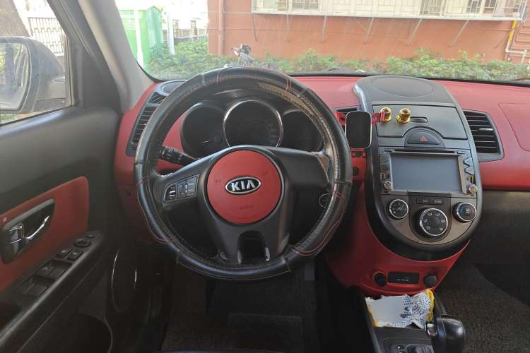 Used Kia Soul 2010 1.6L AT GLS
