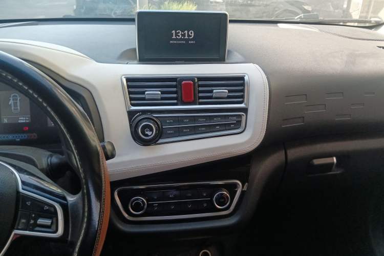 Used JAC iEV6E 2017 iEV6E Audio And AC Panel