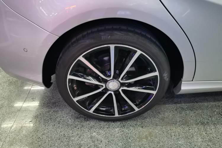 Used Mercedes-Benz B-Class 2015 B 200 Luxury Model
