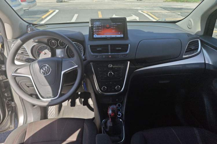 Used Buick Encore 2015 1.4T Manual Two-Wheel Drive Urban Advanced Model
