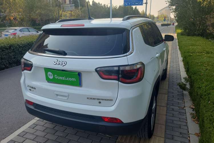 Used Jeep Compass 2020 220T Automatic Leading Edition
