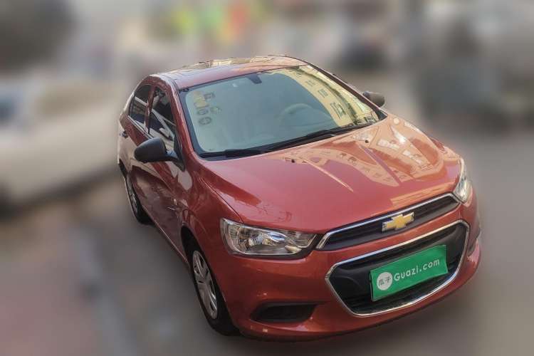 Used Chevrolet Aveo Sonic 2014 Sedan 1.4SL AT Stylish Sunroof Edition
