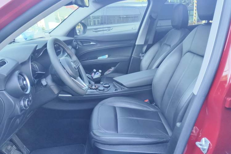 Used Alfa Romeo Stelvio 2017 2.0T 200HP Elite Edition Left Front Seat