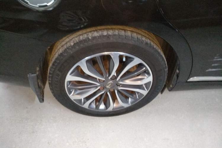 Used GAC Trumpchi GA6 2015 1.8T DCT Luxury Navigation Model
