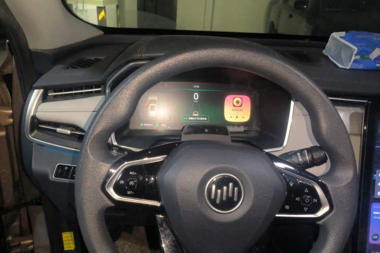 Used WM Motor EX5 2018 EX5 400 Extra Innovation Edition
