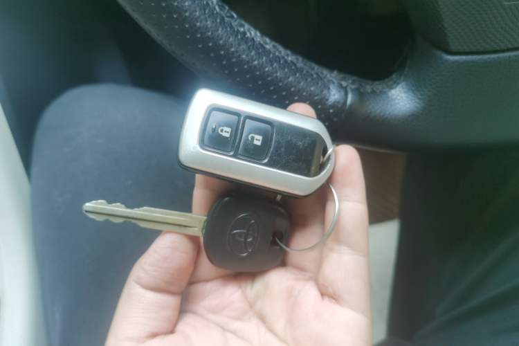 Used Toyota Yaris 2008 1.6G Automatic Deluxe Edition Vehicle Key