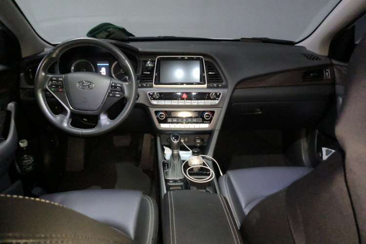 Used Hyundai Sonata Plug-in Hybrid 2018 2.0 PHS Smart Connect Version China V Standard