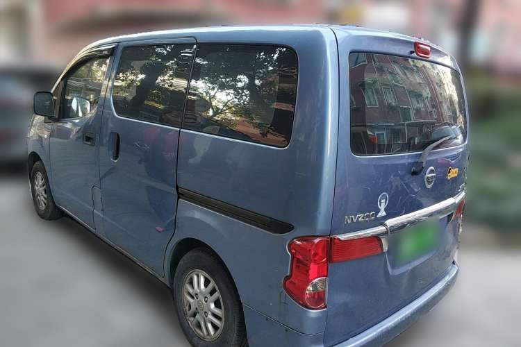 Used Nissan NV200 2011 1.6L 232 Seats Zunya Trim Rear Left 45 Deg