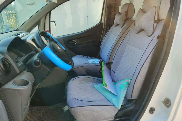 Used Nissan NV200 2013 1.6L Luxury Model China IV Standard Left Front Seat