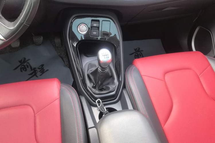 Used Haval H2s 2018 Red-Label 1.5T Manual Elite Model