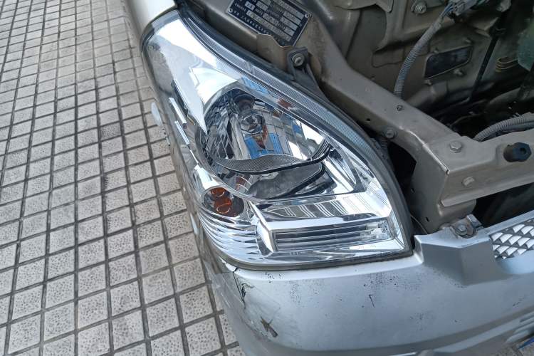 Used Wuling Rongguang 2019 1.5L Extended-Body Van Base Model with 2 Seats
