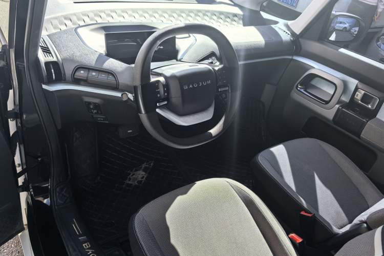 Used Baojun E300 2020 Plus Starry Intelligence Edition