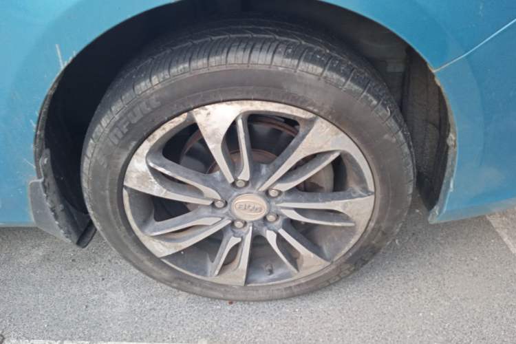 Used BYD Qin New Energy 2015 1.5T Dual-Crown Flagship Plus Edition