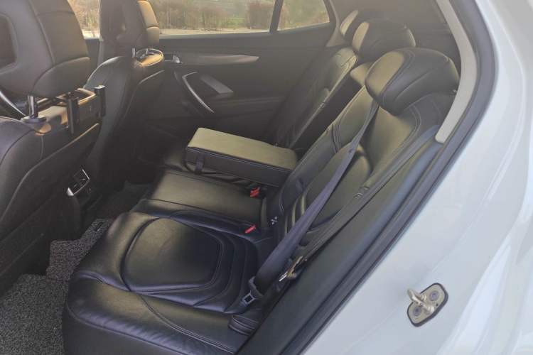 Used DS 6 2014 1.6T Luxury Edition THP160