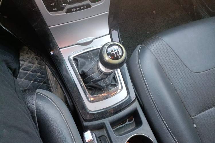 Used BYD Surui 2014 1.5TI Manual Luxury Model