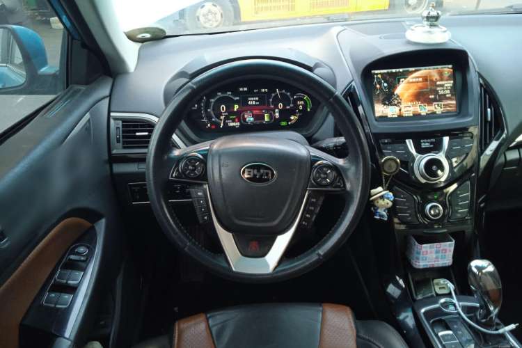 Used BYD Qin New Energy 2015 1.5T Dual-Crown Flagship Plus Edition