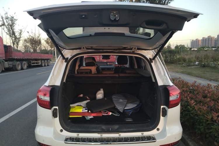 Used Haval H8 2017 2.0T Gasoline 4x4 Enjoyment Model