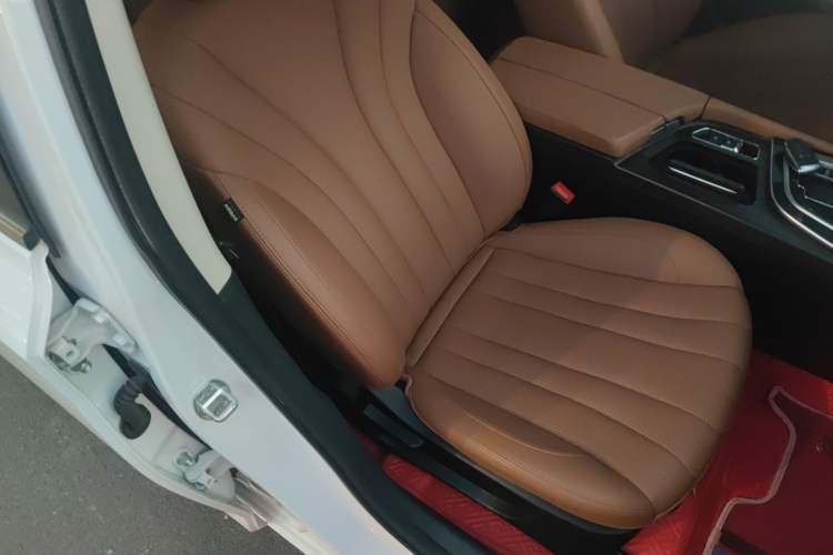 Used BAIC Beijing U7 2019 1.5T CVT New Smart Version China V