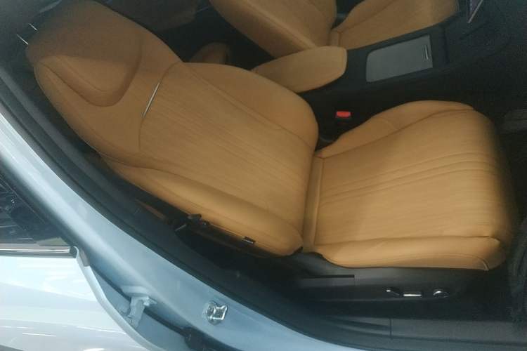 Used Geely Galaxy L7 2023 1.5T 115 km MAX
