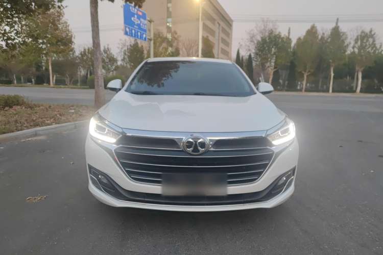 Used BAIC Beijing U7 2019 1.5T CVT New Smart Version China V