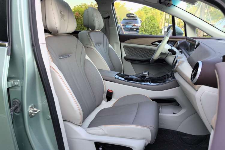 Used FORTHING Yacht 2022 1.5T DCT Chasing-the-Waves Edition
