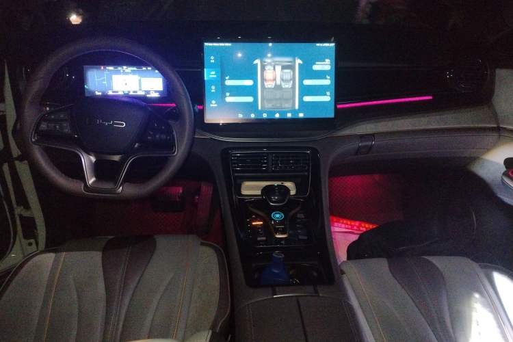 Used BYD Frigate 07 2023 DM-i 100KM Flagship Model